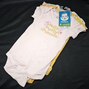 🌸Gerber Baby Girl Bodysuit 3-Pack Onsies 🌸